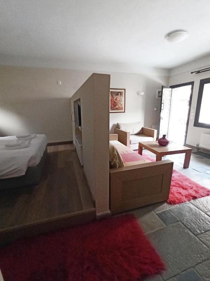 Guesthouse Vasiliki Steni Dhirfios Ngoại thất bức ảnh