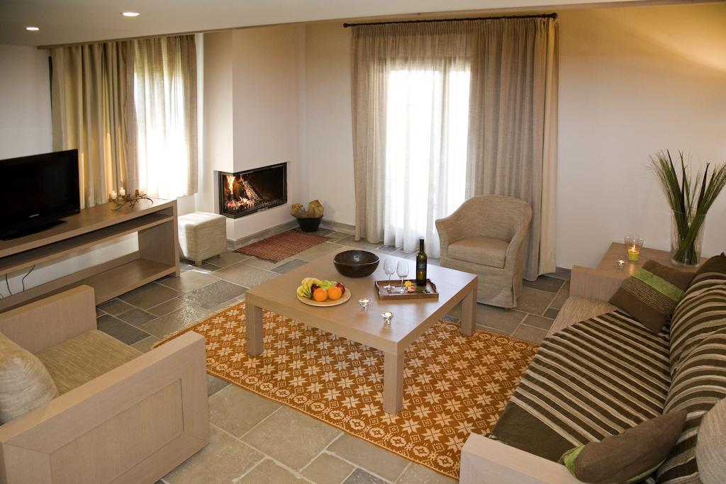 Guesthouse Vasiliki Steni Dhirfios Phòng bức ảnh