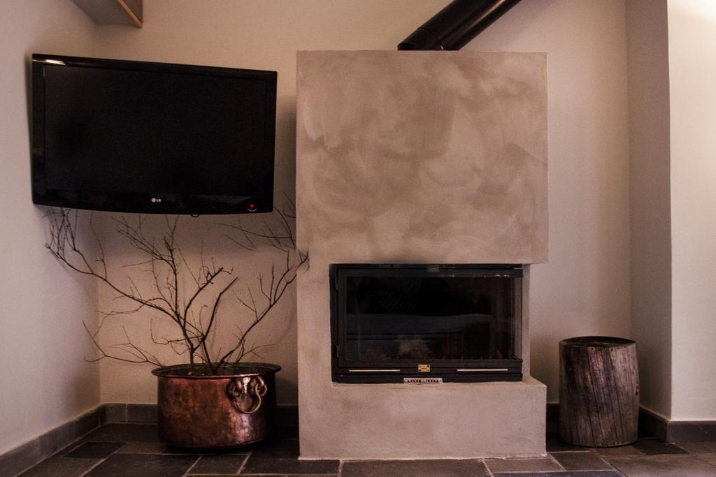 Guesthouse Vasiliki Steni Dhirfios Ngoại thất bức ảnh