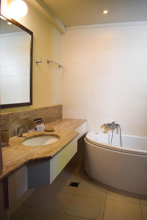 Guesthouse Vasiliki Steni Dhirfios Ngoại thất bức ảnh